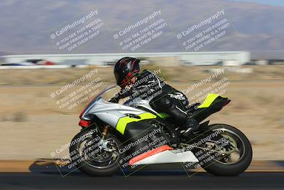 media/May-13-2023-SoCal Trackdays (Sat) [[8a473a8fd1]]/Turn 8 (740am)/